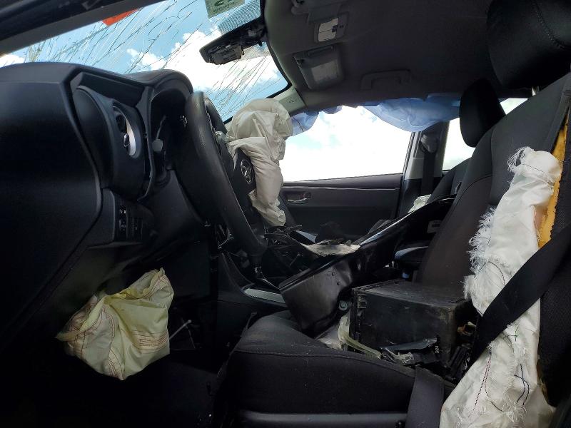 51569336 :رقم المزاد ، 2T1BURHE6JC971030 vin ، 2018 Toyota Corolla مزاد بيع