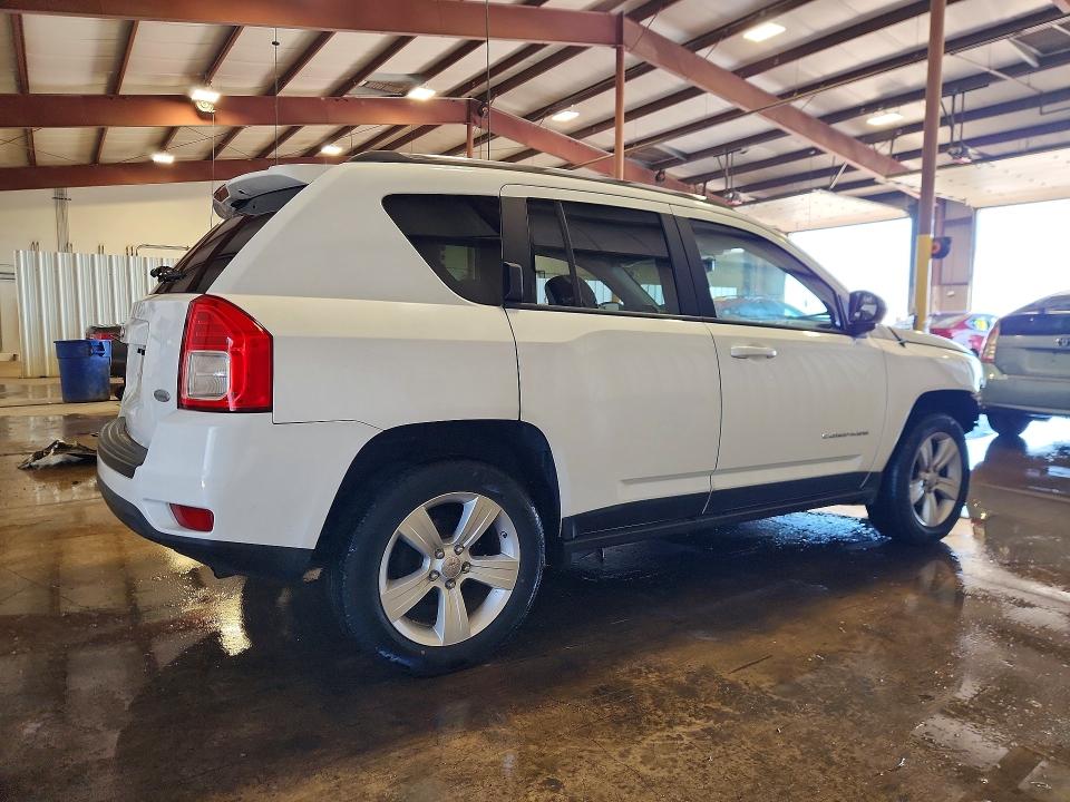 2012 Jeep Compass მანქანა იყიდება აუქციონზე, vin: 1C4NJDEB9CD638197, აუქციონის ნომერი: 55555886