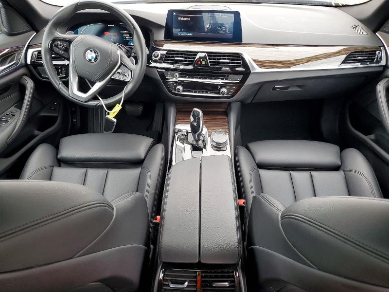 85454505 :رقم المزاد ، WBAJA9C03LCD41087 vin ، 2020 Bmw 530e مزاد بيع