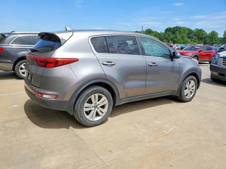 56575996 :رقم المزاد ، KNDPMCAC2H7288345 vin ، 2017 Kia Sportage مزاد بيع