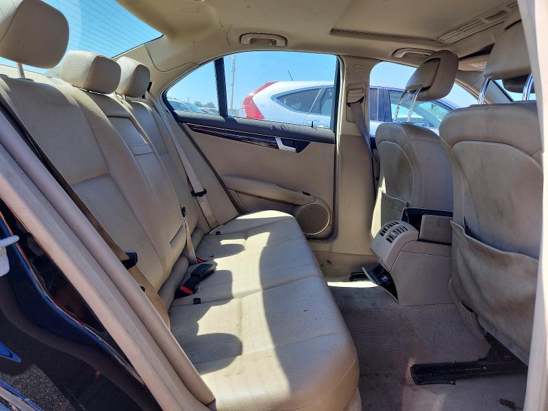 2014 Mercedes-benz C მანქანა იყიდება აუქციონზე, vin: WDDGF4HB0ER306389, აუქციონის ნომერი: 58277306