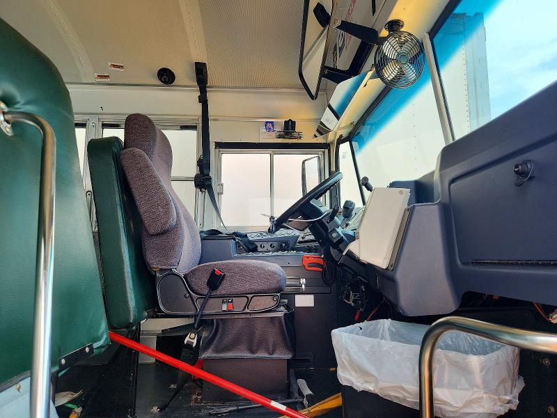 Продаж на аукціоні авто 2017 Blub School Bus, vin: 1BAKGCBA2HF324646, номер лоту: 58414596