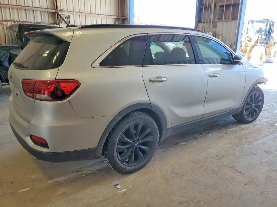 Продажа на аукционе авто 2020 Kia Sorento, vin: 5XYPG4A54LG695206, номер лота: 57546116