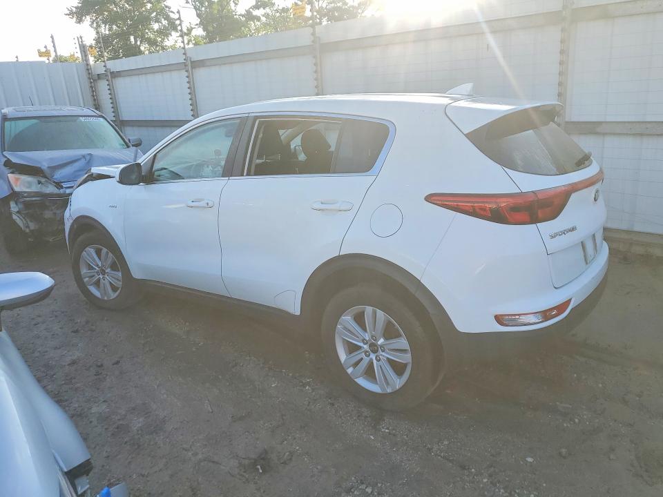 Продаж на аукціоні авто 2018 Kia Sportage, vin: KNDPMCAC7J7394196, номер лоту: 57710316