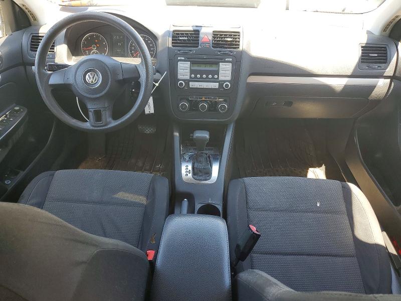 58290976 :رقم المزاد ، 3VWJZ7AJ2AM008672 vin ، 2010 Volkswagen Jetta مزاد بيع