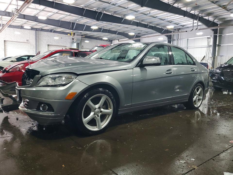 57413826 :رقم المزاد ، WDDGF81XX9F204487 vin ، 2009 Mercedes-benz C مزاد بيع
