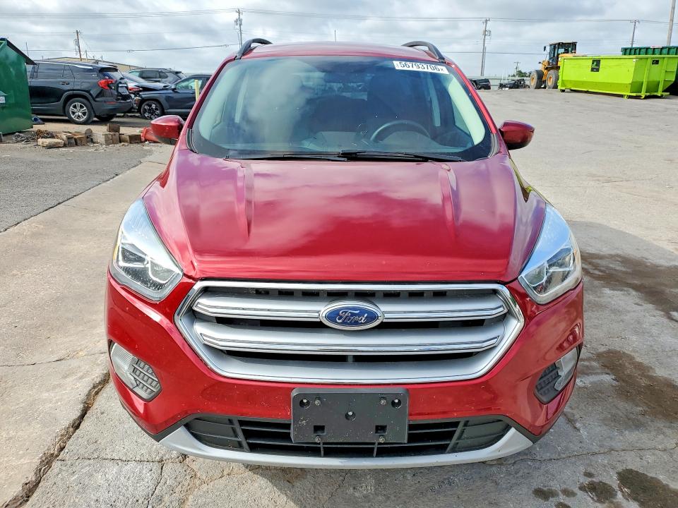 2017 Ford Escape მანქანა იყიდება აუქციონზე, vin: 1FMCU9G93HUA82199, აუქციონის ნომერი: 56793706