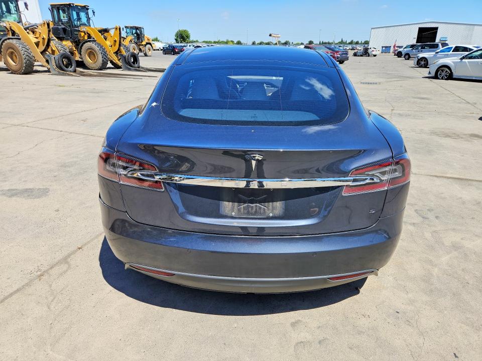 Продаж на аукціоні авто 2015 Tesla Model S, vin: 5YJSA1E29FF119696, номер лоту: 56567976