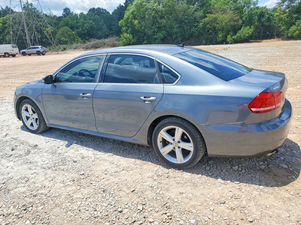 58182286 :رقم المزاد ، 1VWBH7A32DC125179 vin ، 2013 Volkswagen Passat مزاد بيع