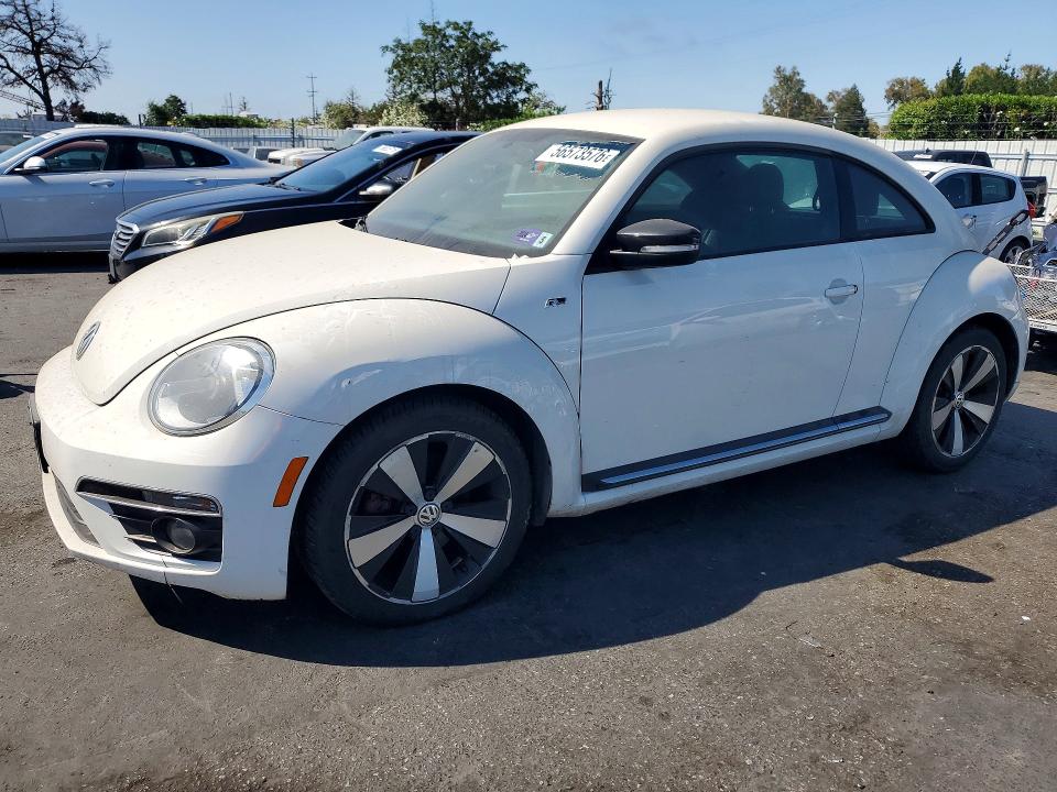 2014 Volkswagen Beetle მანქანა იყიდება აუქციონზე, vin: 3VWVS7AT7EM600789, აუქციონის ნომერი: 56573576