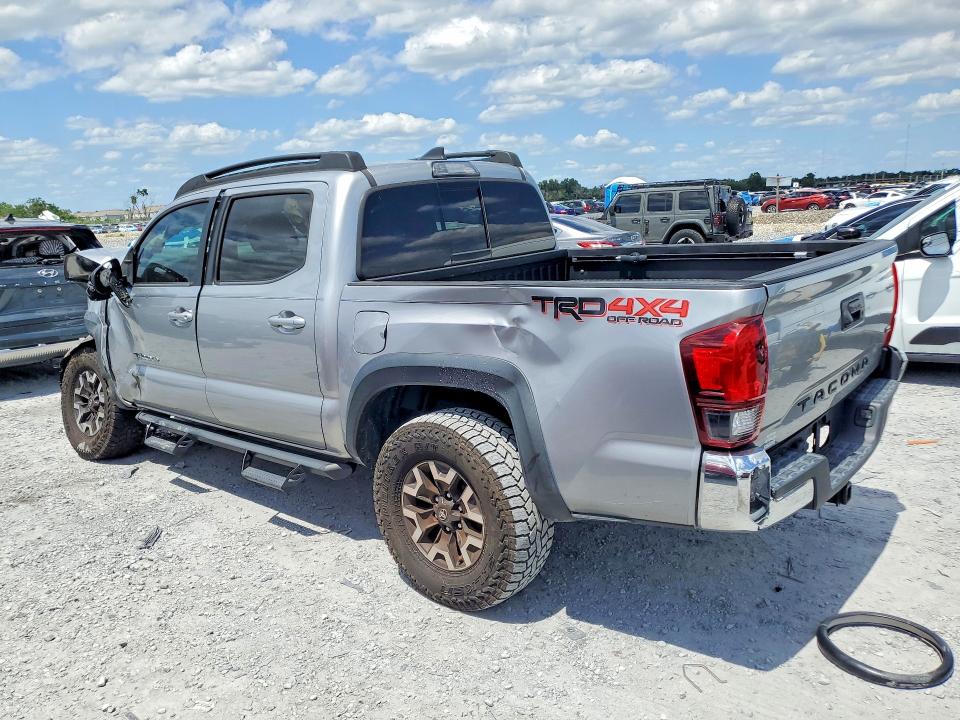 56234246 :رقم المزاد ، 5TFCZ5AN0JX162052 vin ، 2018 Toyota Tacoma مزاد بيع