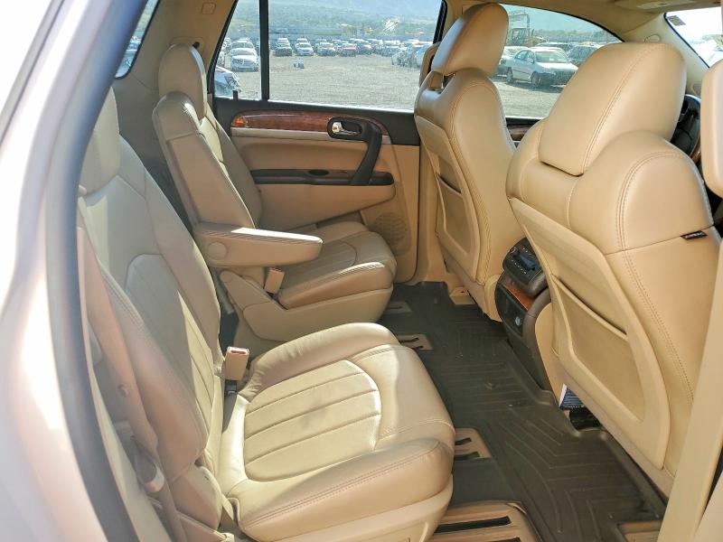 55841486 :رقم المزاد ، 5GALVCED7AJ242793 vin ، 2010 Buick Enclave مزاد بيع