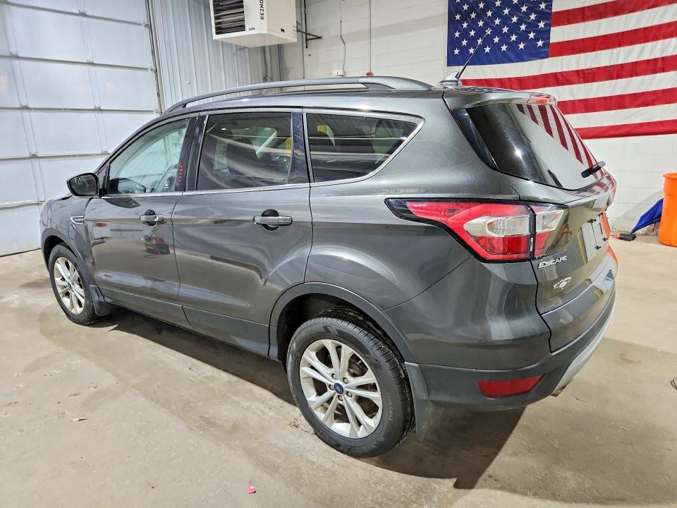 58972326 :رقم المزاد ، 1FMCU9HD0JUC92784 vin ، 2018 Ford Escape مزاد بيع