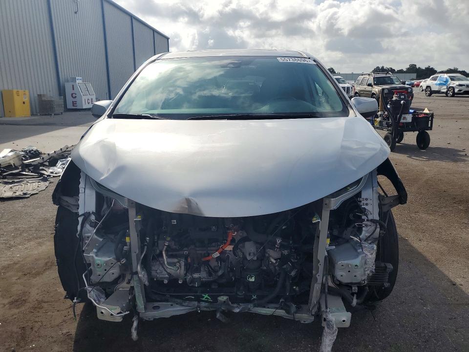 Продажа на аукционе авто 2024 Toyota Sienna, vin: 5TDYRKEC5RS198642, номер лота: 55738696