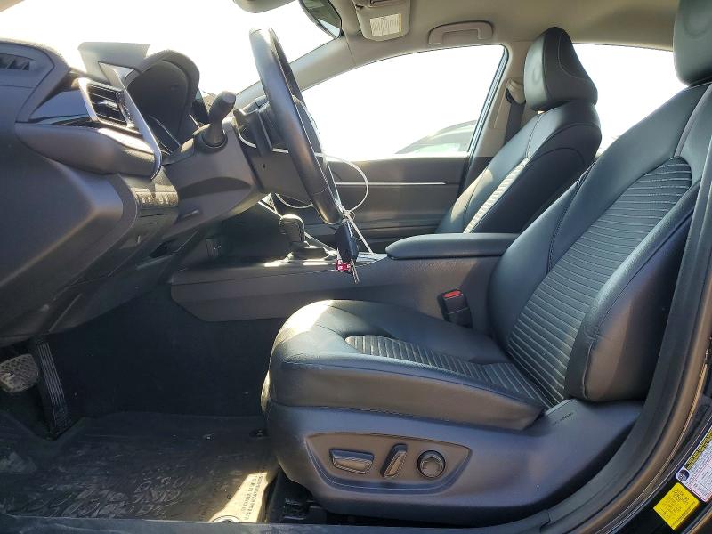 59103036 :رقم المزاد ، 4T1G11AK6MU422916 vin ، 2021 Toyota Camry مزاد بيع