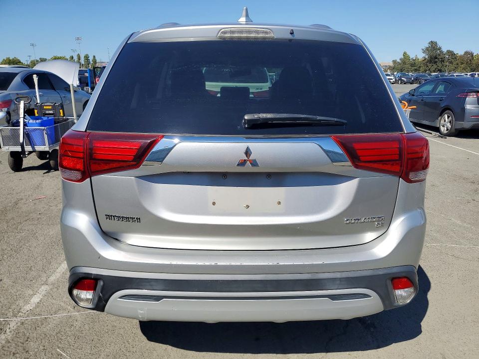 2019 Mitsubishi Outlander მანქანა იყიდება აუქციონზე, vin: JA4AZ3A30KZ021685, აუქციონის ნომერი: 57542616