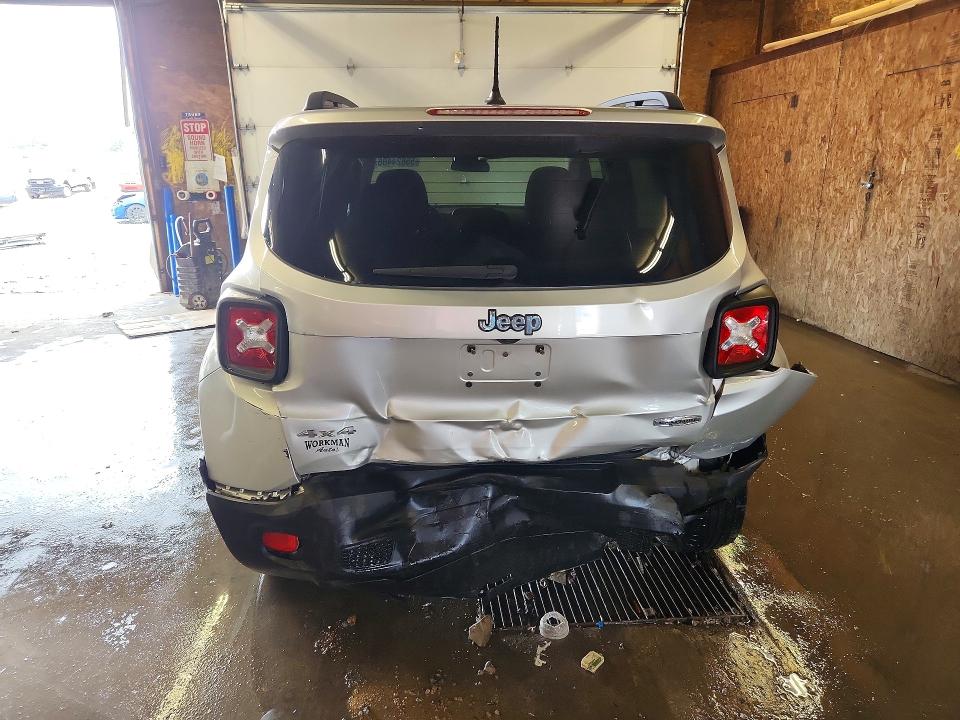 2015 Jeep Renegade მანქანა იყიდება აუქციონზე, vin: ZACCJBBT6FPC43005, აუქციონის ნომერი: 55824406