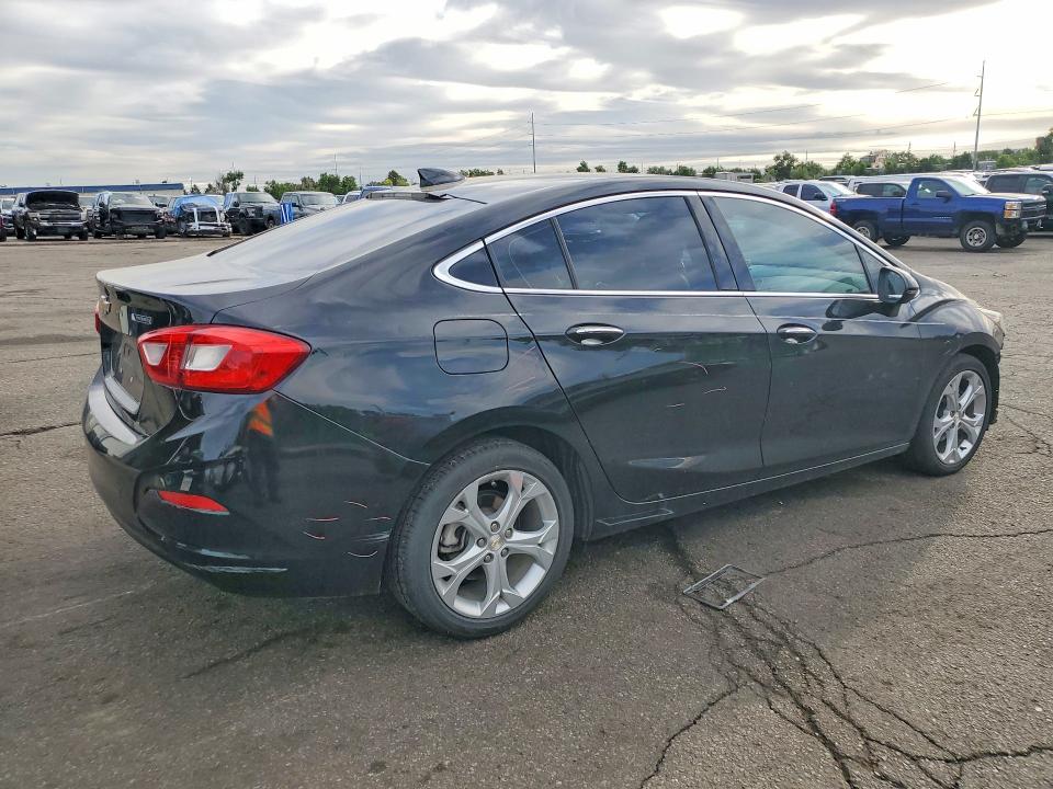 Продаж на аукціоні авто 2018 Chevrolet Cruze, vin: 1G1BF5SM0J7191473, номер лоту: 55783166