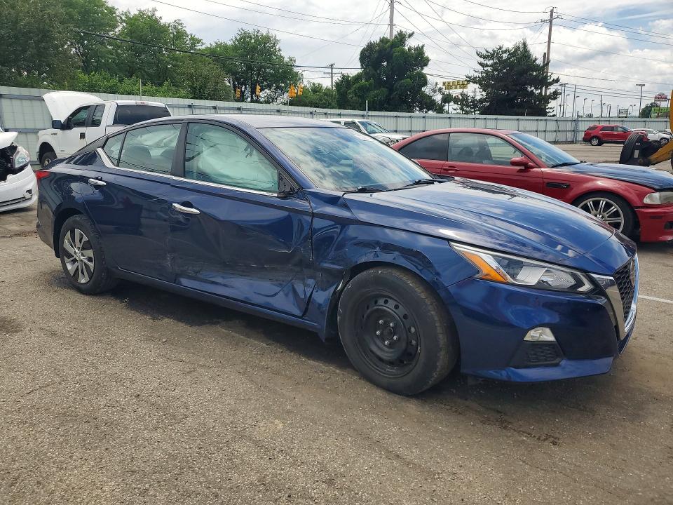 2021 Nissan Altima მანქანა იყიდება აუქციონზე, vin: 1N4BL4BV8MN417171, აუქციონის ნომერი: 57221006