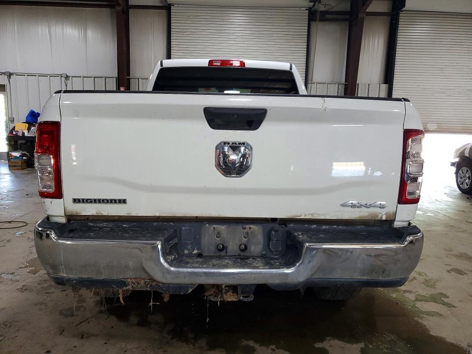 57030096 :رقم المزاد ، 3C6UR5DL3RG303637 vin ، 2024 Ram 2500 مزاد بيع