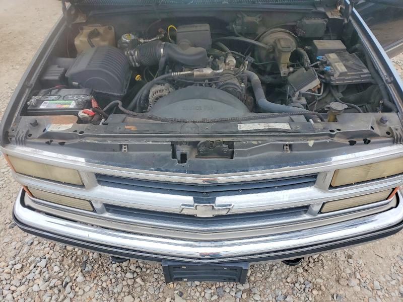 1998 Chevrolet Tahoe მანქანა იყიდება აუქციონზე, vin: 1GNEC13R5WJ358119, აუქციონის ნომერი: 58511476