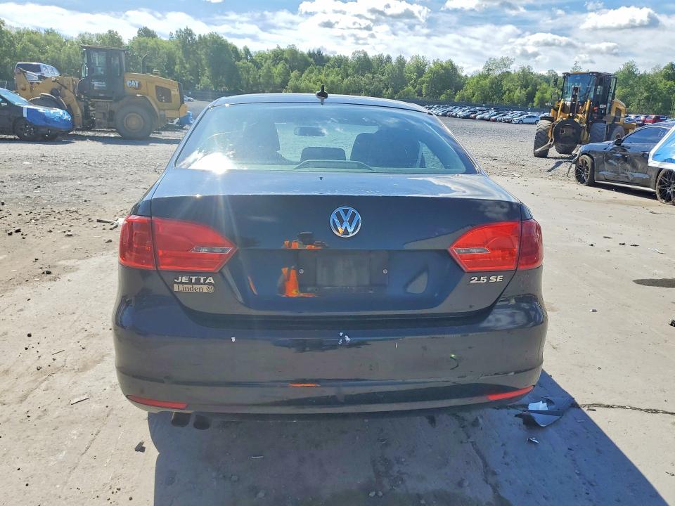 2013 Volkswagen Jetta მანქანა იყიდება აუქციონზე, vin: 3VWDP7AJ4DM420714, აუქციონის ნომერი: 58065776