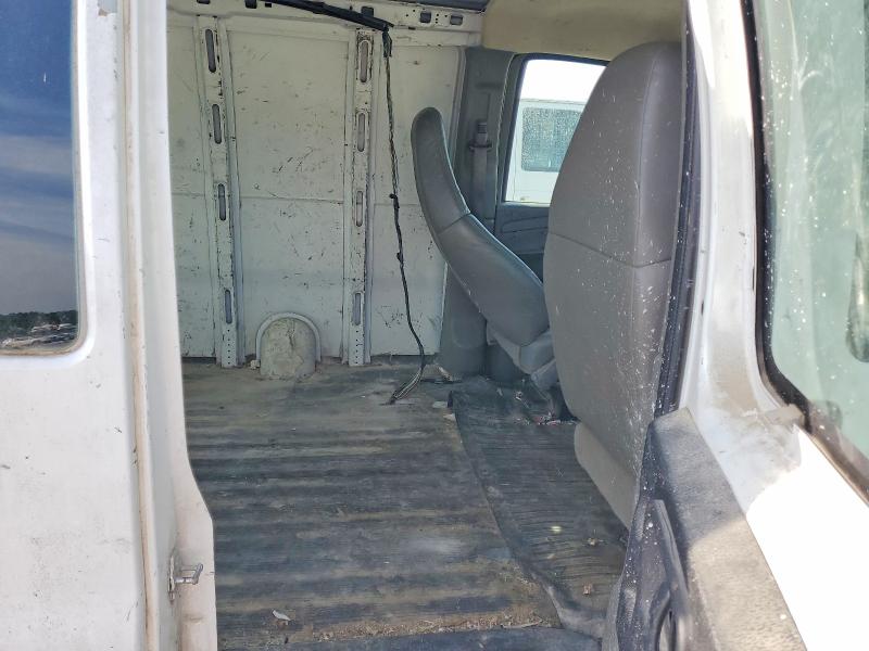 56249766 :رقم المزاد ، 1GCGG25K281204062 vin ، 2008 Chevrolet Express G2500 مزاد بيع