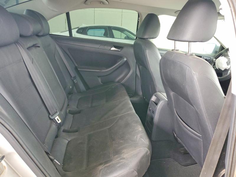 2011 Volkswagen Jetta მანქანა იყიდება აუქციონზე, vin: 3VWDX7AJ5BM368913, აუქციონის ნომერი: 56525336