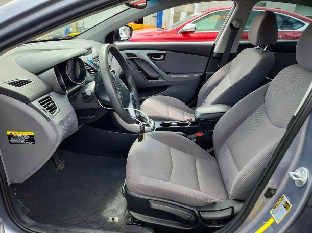 57956606 :رقم المزاد ، 5NPDH4AE6FH629012 vin ، 2015 Hyundai Elantra مزاد بيع