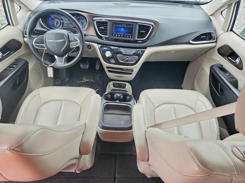 85450395 :رقم المزاد ، 2C4RC1DG8MR555074 vin ، 2021 Chrysler Voyager مزاد بيع