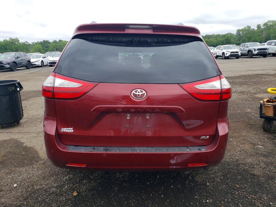 57678986 :رقم المزاد ، 5TDYZ3DC6HS859973 vin ، 2017 Toyota Sienna مزاد بيع