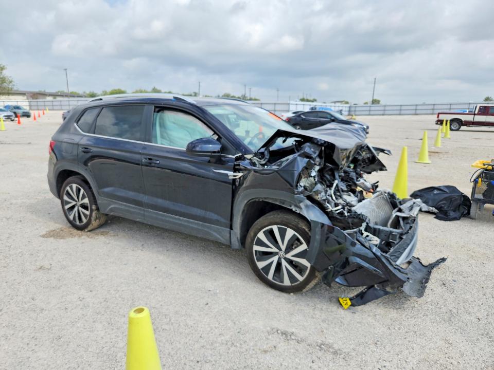 Продаж на аукціоні авто 2023 Volkswagen Taos, vin: 3VVEX7B26PM381581, номер лоту: 56574766