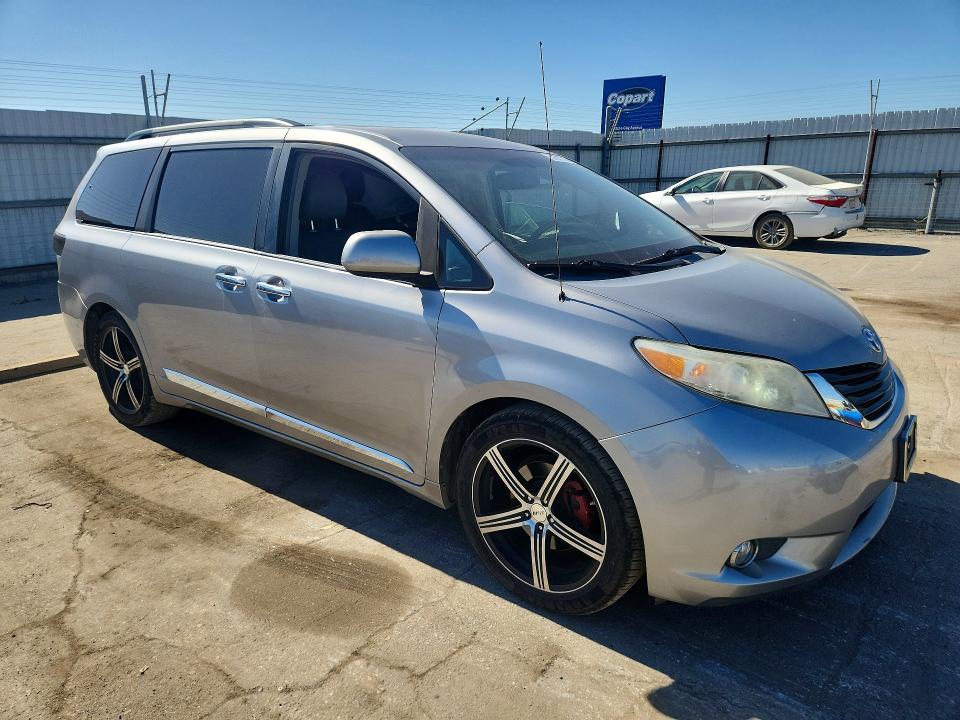 Продажа на аукционе авто 2011 Toyota Sienna, vin: 5TDKK3DC6BS072863, номер лота: 57311736