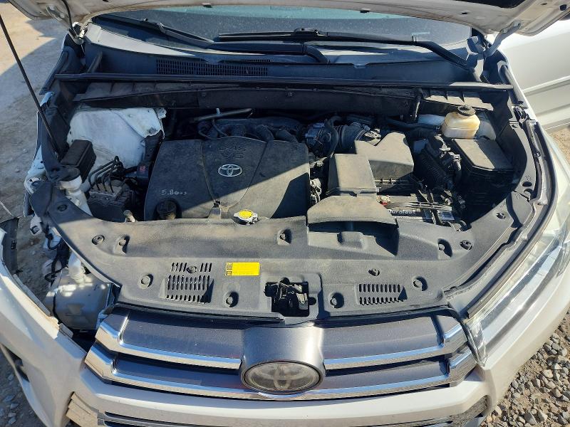 2017 Toyota Highlander მანქანა იყიდება აუქციონზე, vin: 5TDDZRFH3HS456141, აუქციონის ნომერი: 58456376