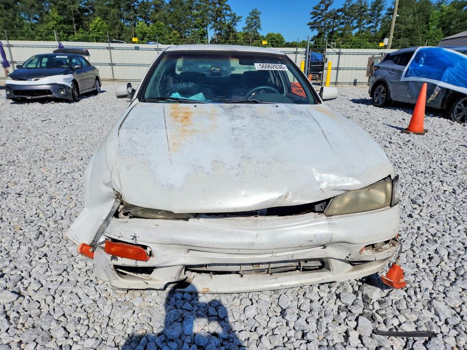 1997 Nissan Maxima მანქანა იყიდება აუქციონზე, vin: JN1CA21D5VT215633, აუქციონის ნომერი: 56062036