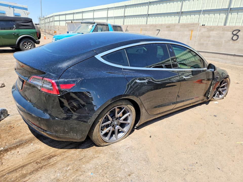Продажа на аукционе авто 2020 Tesla Model 3, vin: 5YJ3E1EA4LF704472, номер лота: 57176186
