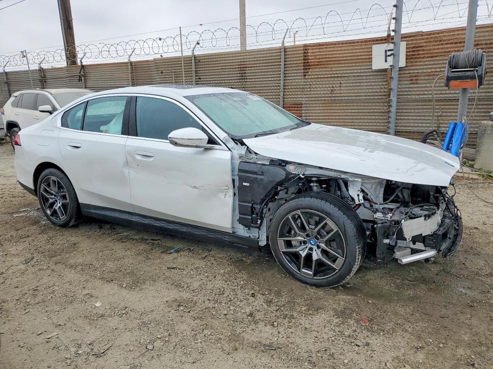 2024 Bmw I5 მანქანა იყიდება აუქციონზე, vin: WBY33FK09RCS04214, აუქციონის ნომერი: 56344776
