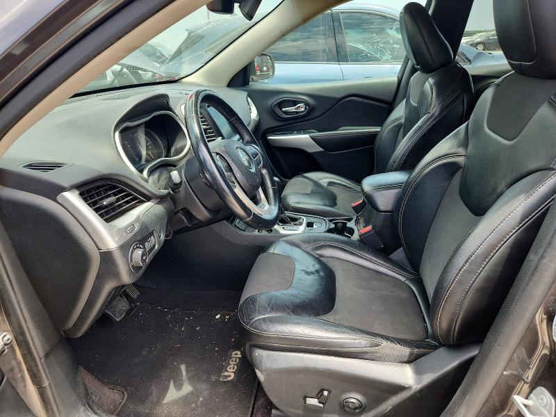 58827296 :رقم المزاد ، 1C4PJLLB2JD510953 vin ، 2018 Jeep Cherockee مزاد بيع