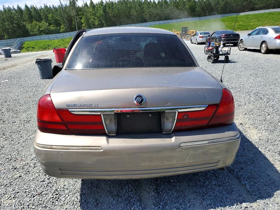 2005 Mercury Grand Marquis მანქანა იყიდება აუქციონზე, vin: 2MEFM75W85X642980, აუქციონის ნომერი: 57123456
