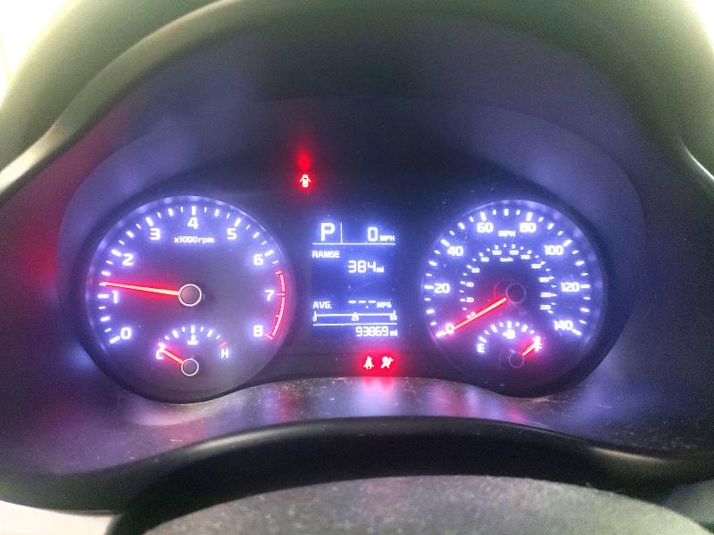 2018 Kia Rio მანქანა იყიდება აუქციონზე, vin: 3KPA24AB7JE060372, აუქციონის ნომერი: 56681116
