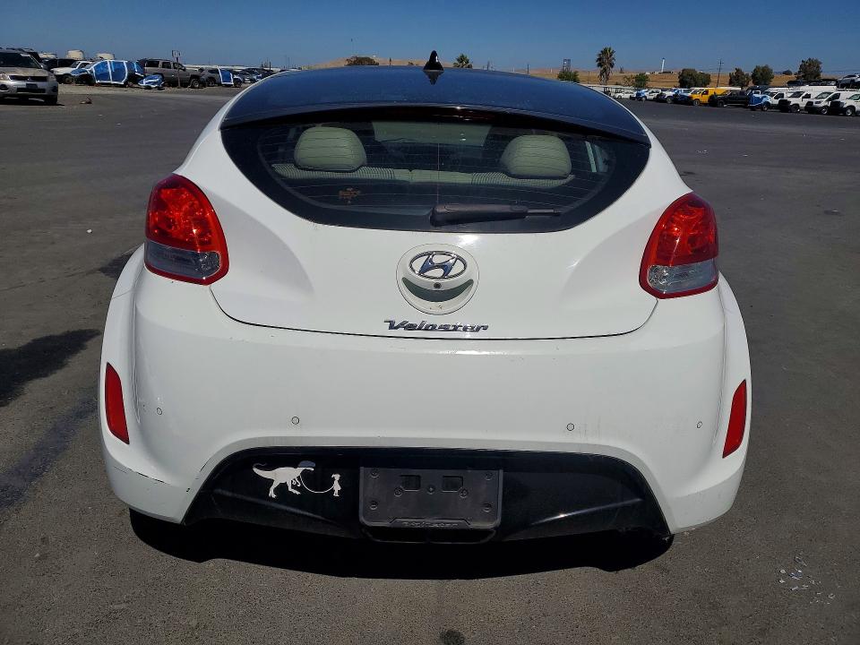 Продаж на аукціоні авто 2013 Hyundai Veloster, vin: KMHTC6AD5DU120248, номер лоту: 85603055