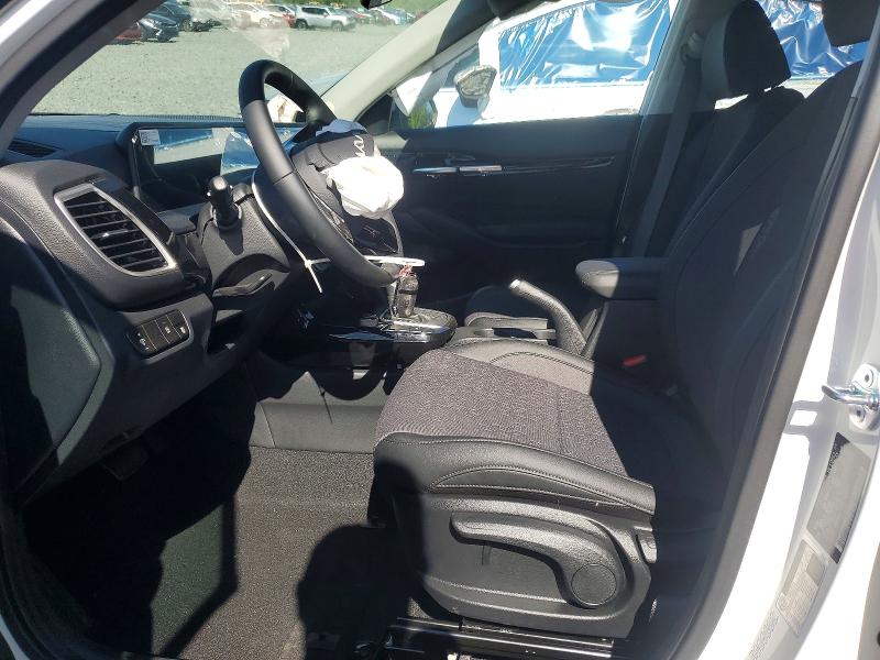 Продажа на аукционе авто 2026 Kia Seltos, vin: KNDEU2AA3T7925686, номер лота: 52427816