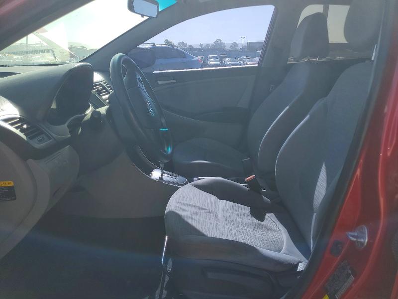 55813616 :رقم المزاد ، KMHCT5AE6FU213205 vin ، 2015 Hyundai Accent مزاد بيع