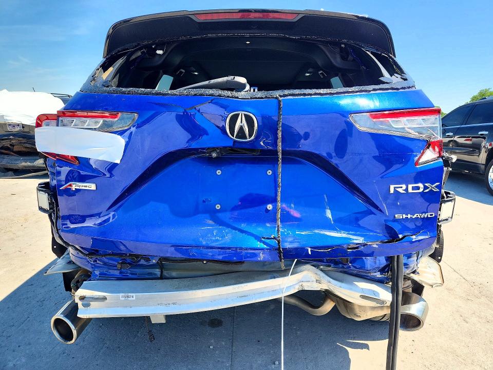 56074266 :رقم المزاد ، 5J8TC2H84NL012797 vin ، 2022 Acura Rdx مزاد بيع