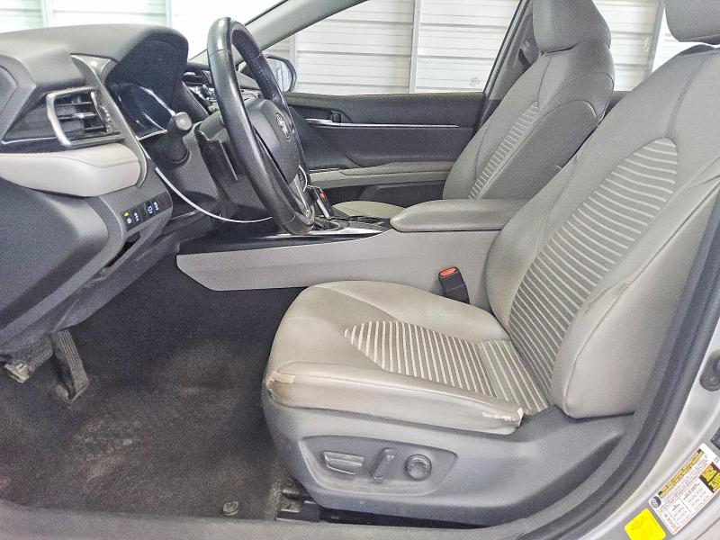 58244256 :رقم المزاد ، 4T1B11HKXKU803522 vin ، 2019 Toyota Camry مزاد بيع