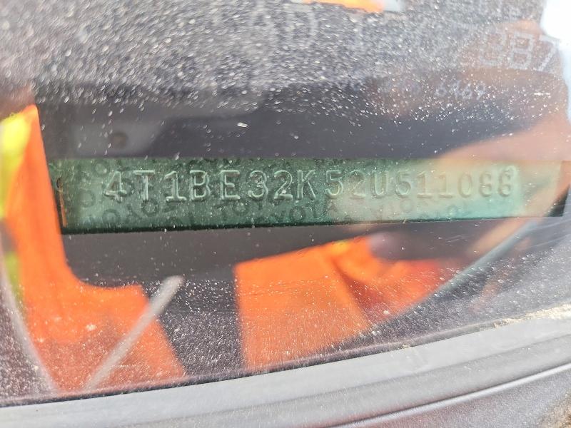 2002 Toyota Camry მანქანა იყიდება აუქციონზე, vin: 4T1BE32K52U511088, აუქციონის ნომერი: 57811416