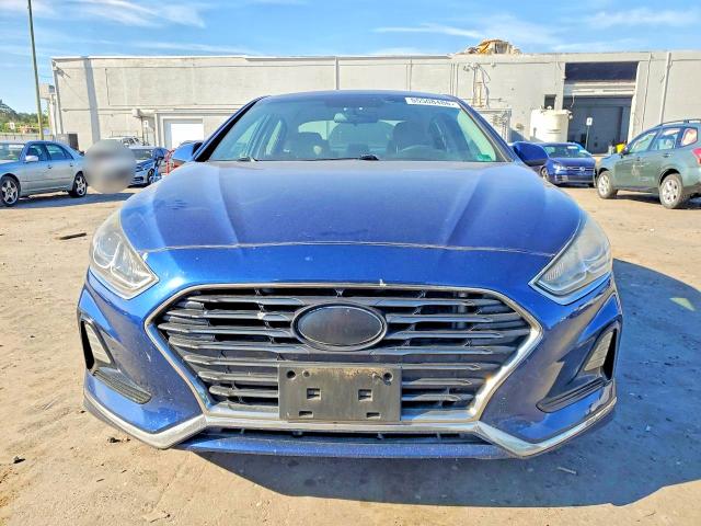 2018 Hyundai Sonata მანქანა იყიდება აუქციონზე, vin: 5NPE24AF2JH611503, აუქციონის ნომერი: 55508486