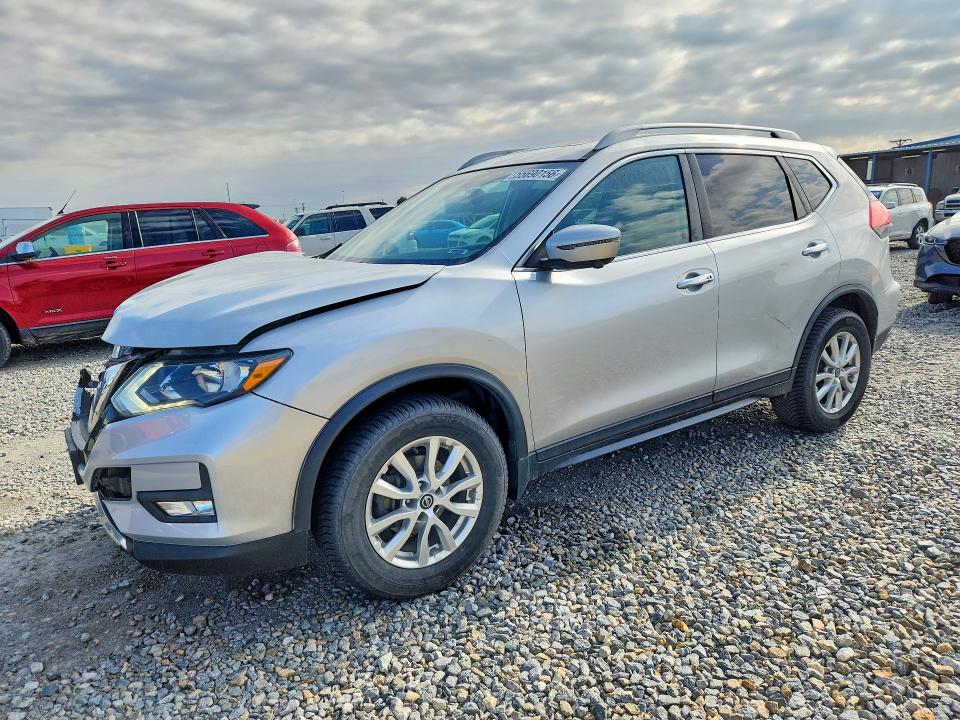 2017 Nissan Rogue მანქანა იყიდება აუქციონზე, vin: 5N1AT2MV9HC852026, აუქციონის ნომერი: 55690156