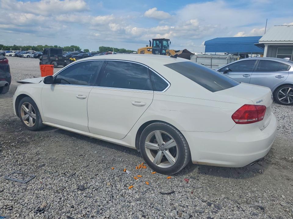 54792816 :رقم المزاد ، 1VWBH7A34DC084604 vin ، 2013 Volkswagen Passat مزاد بيع