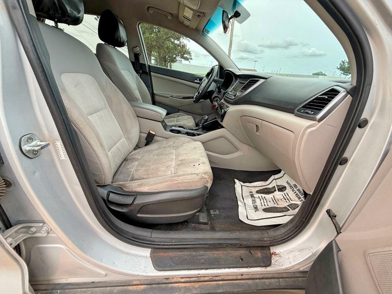 2017 Hyundai Tucson მანქანა იყიდება აუქციონზე, vin: KM8J23A43HU352846, აუქციონის ნომერი: 59007326